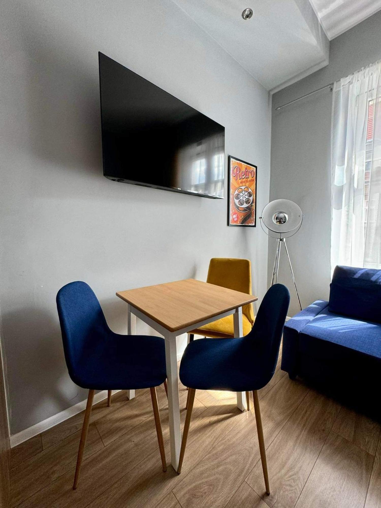Apartament Filmowy Wałbrzych Zewnętrze zdjęcie